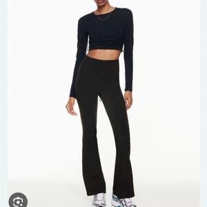Aritzia TNA Atmosphere flare legging
